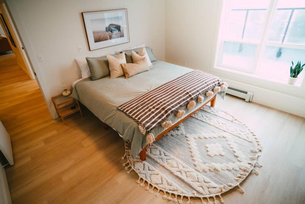 Апартаменты Chic Cozy Retreat - 2Br - Stunning North End Views Галифакс Экстерьер фото